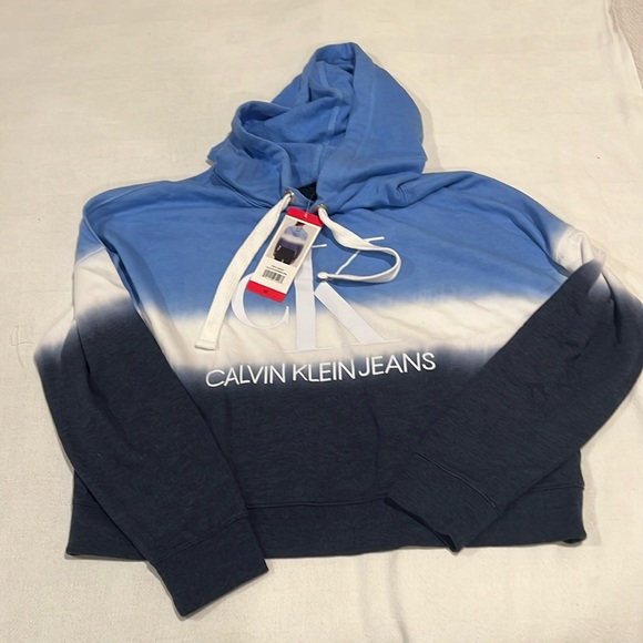 NWT Calvin Klein baby blue/ navy/ white tie-dye sweatshirt - Picture 1 of 3